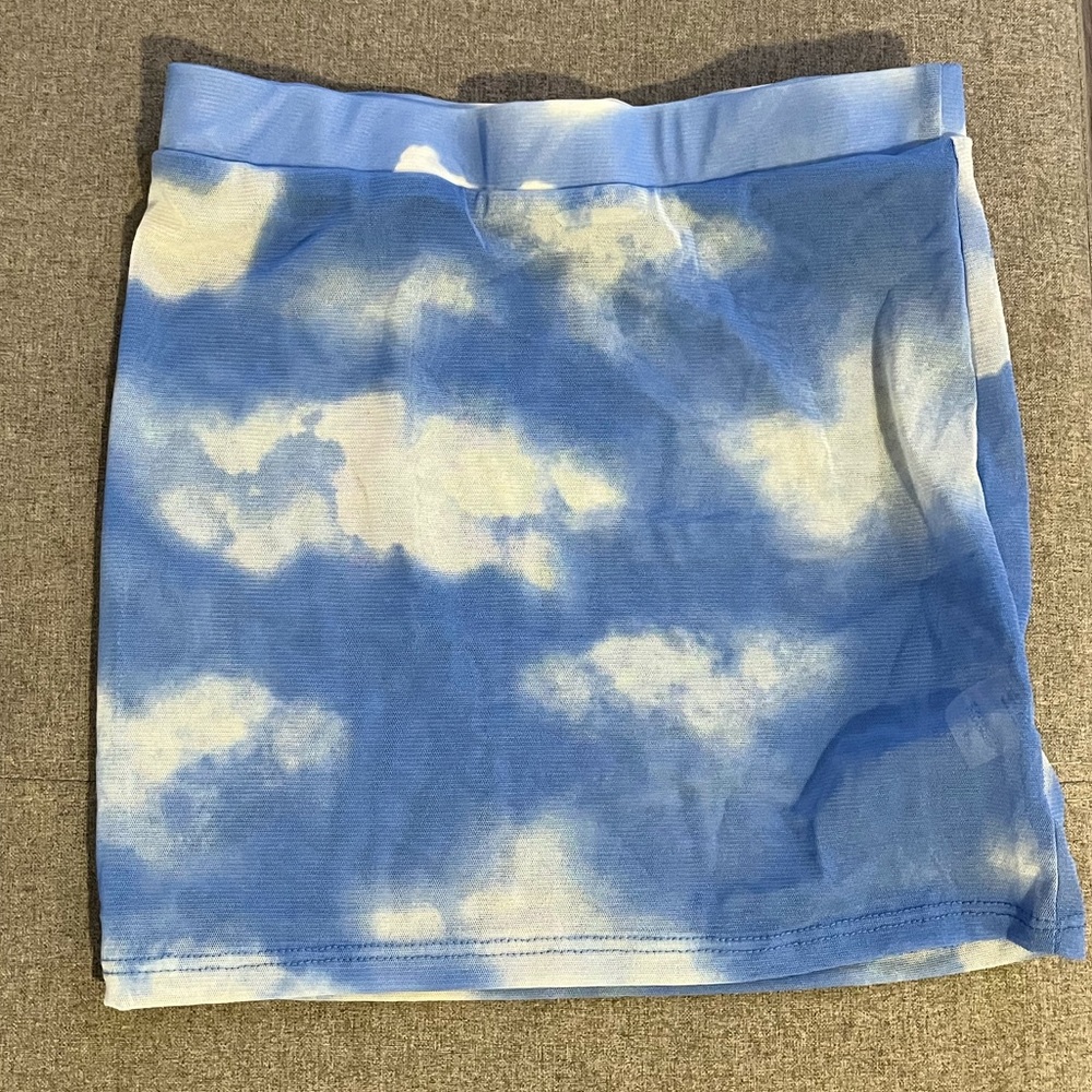 Iheartraves mesh cloud skirt